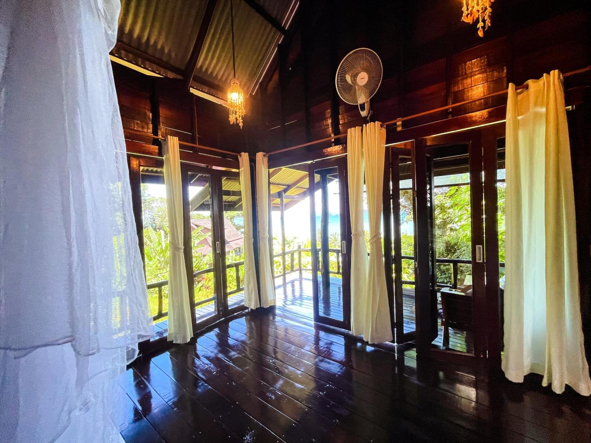 Hillhouse - Koh Yao Noi Bed and Breakfast Eksteriør billede